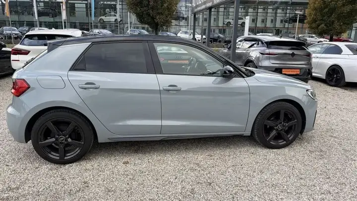 Audi A1 2024 photo 3