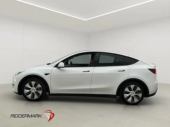 Tesla Model Y 2023 photo 5