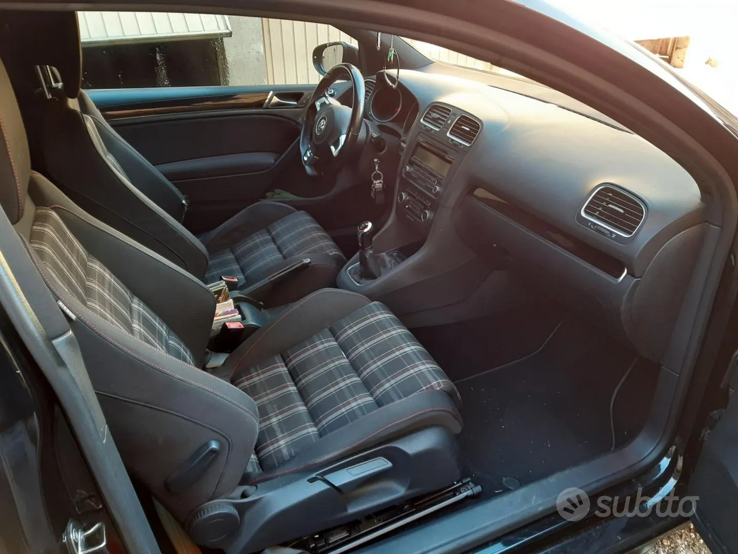 Volkswagen Golf Gti Vi 2010 photo 3