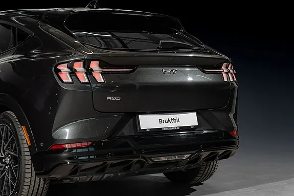Ford Mustang Mach-E 2022 photo 4