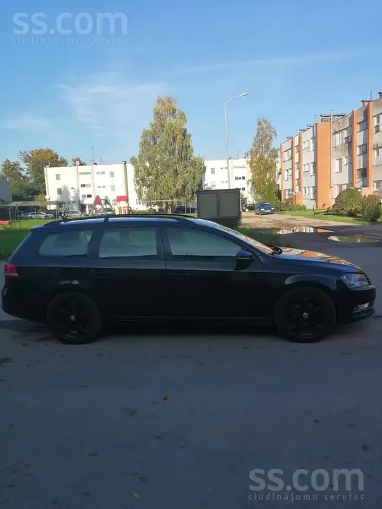 Volkswagen Passat 2011 photo 4