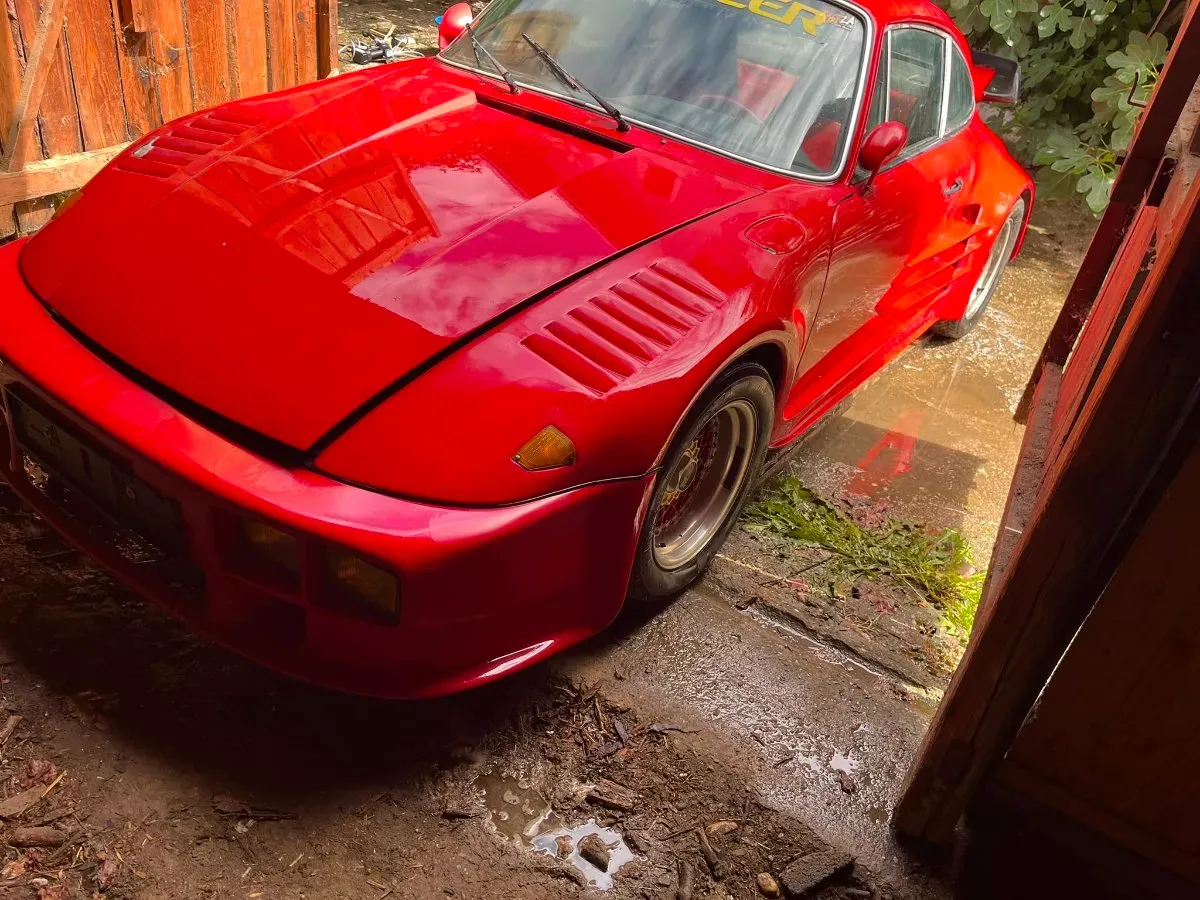 Porsche 911 1975 photo 3