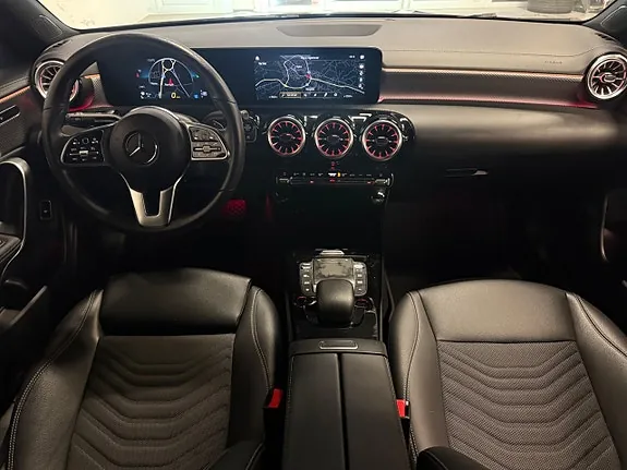 Mercedes-Benz Cla200 2023 photo 4