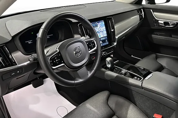 Volvo V90 2023 photo 4