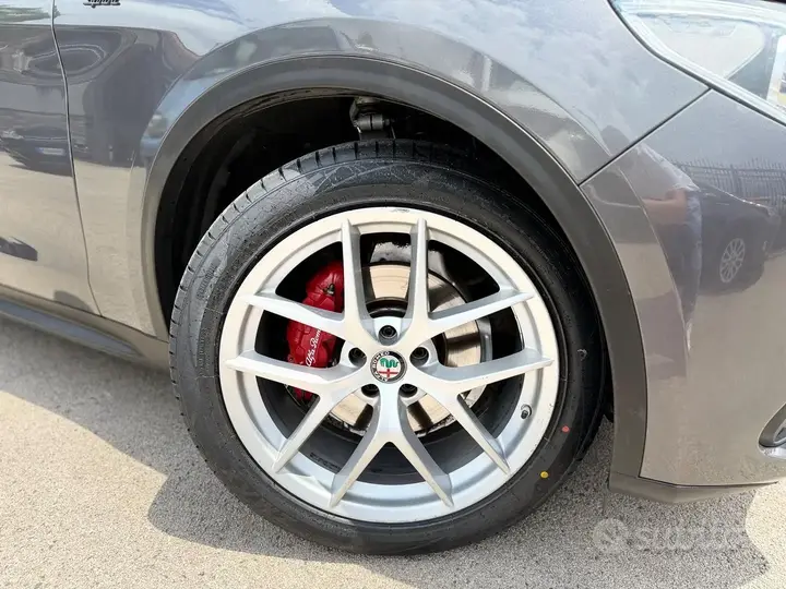 Alfa Romeo Stelvio 2021 photo 5