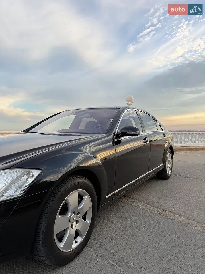 Mercedes-Benz S-Class 2006 photo 4
