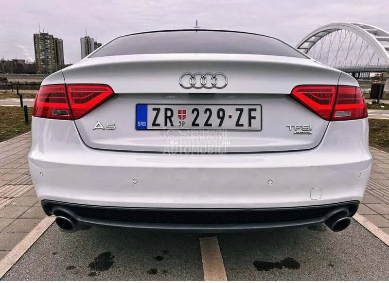 Audi A5 2011 photo 4