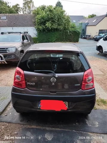 Nissan Pixo