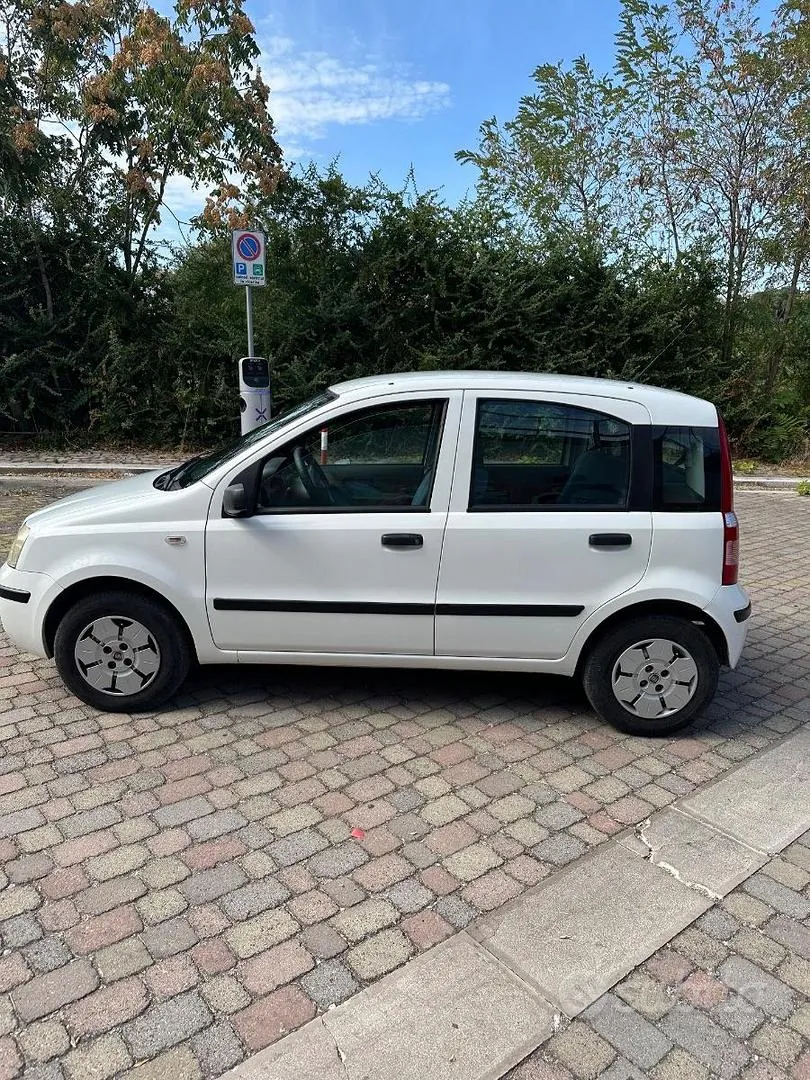 Fiat Panda 2007 photo 2