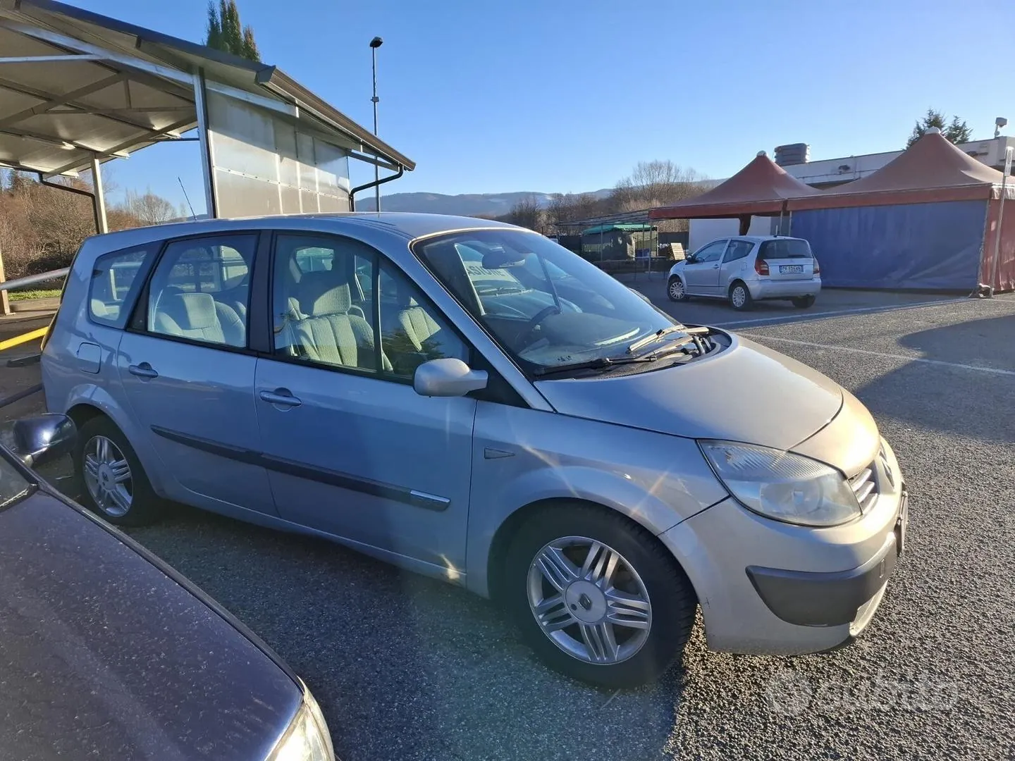 Renault Grand Scenic 2004 photo 2