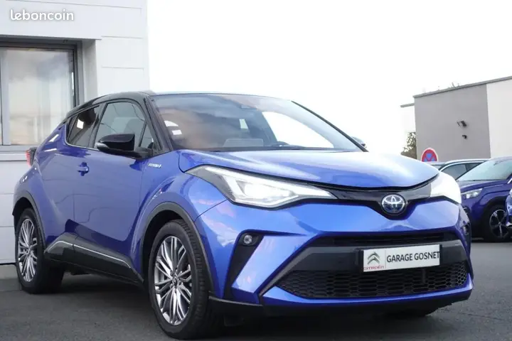 Toyota C-Hr 2020 photo 2
