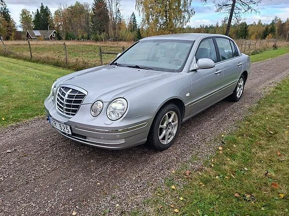 Kia Opirus 2004 photo 2