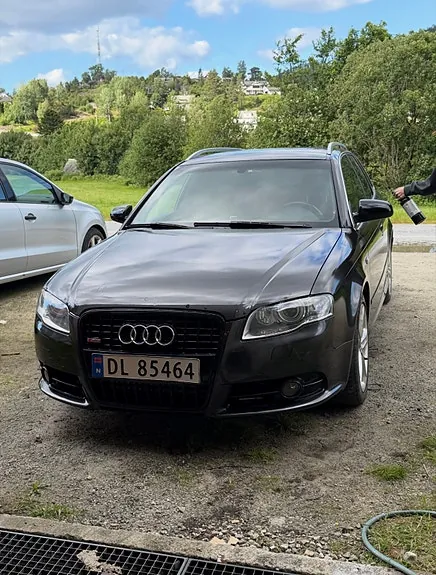 Audi A4 2008 photo 2