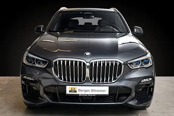 BMW X5 2021 photo 2