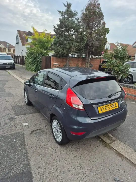 Ford Fiesta 2013 photo 5