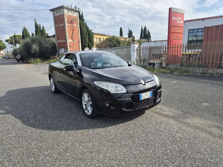 Renault Megane Cc 2011 photo 2
