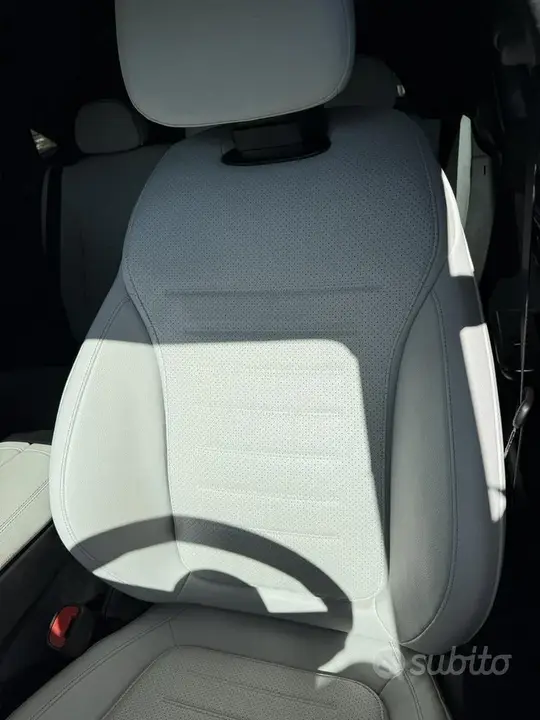 Mercedes-Benz Glc 2023 photo 3