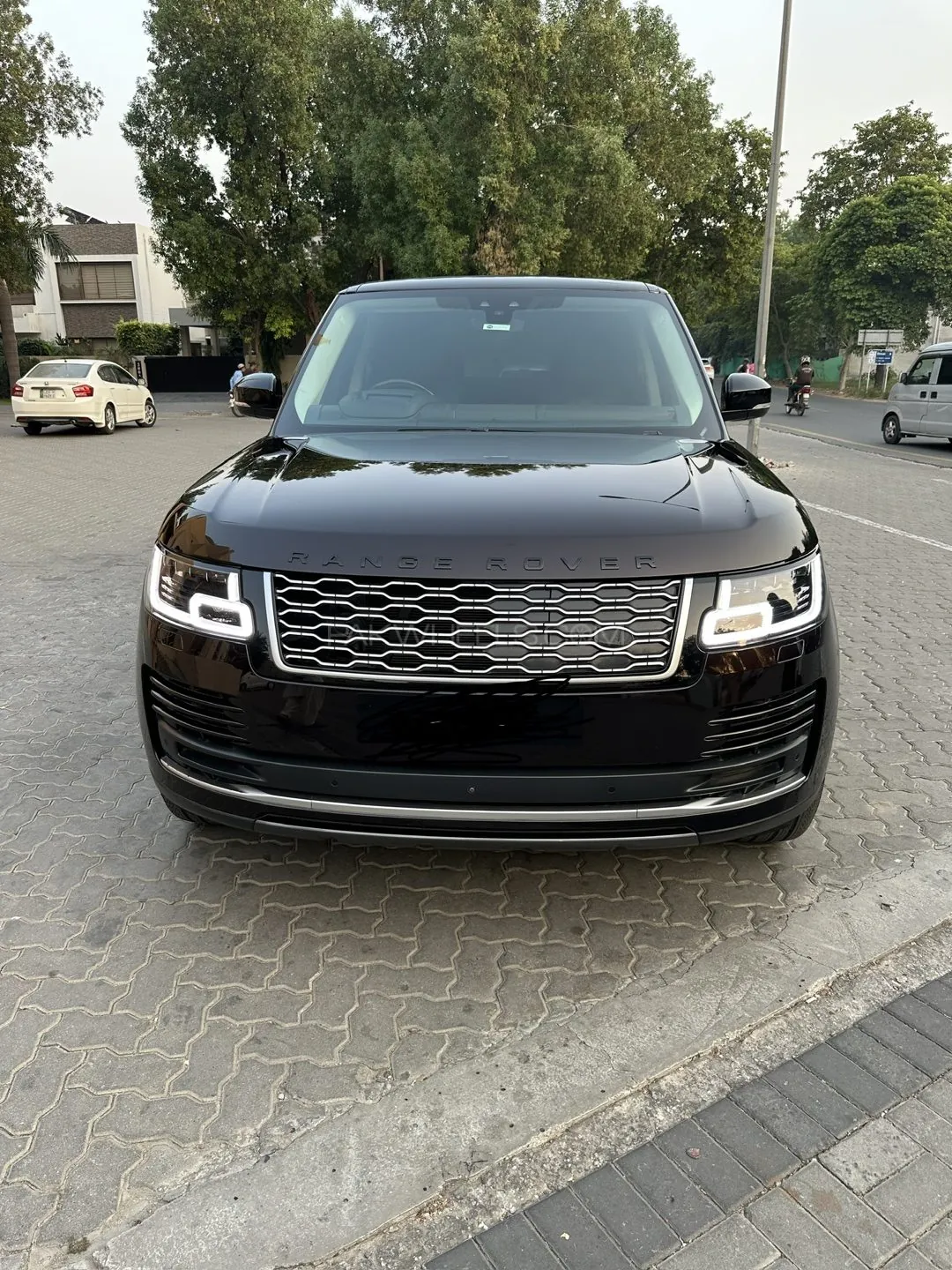 Range Rover Autobiography