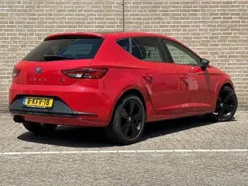Seat Leon 2013 photo 2