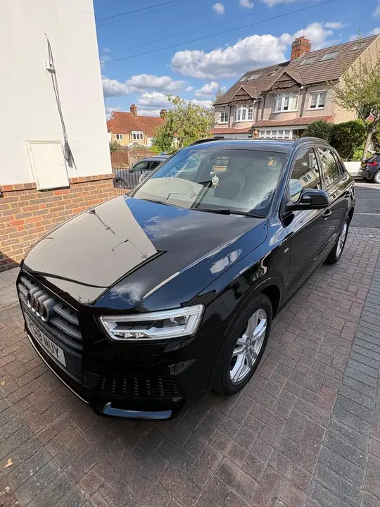 Audi Q3 2018 photo 5