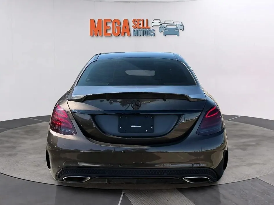 Mercedes-Benz C 300 2015 photo 4