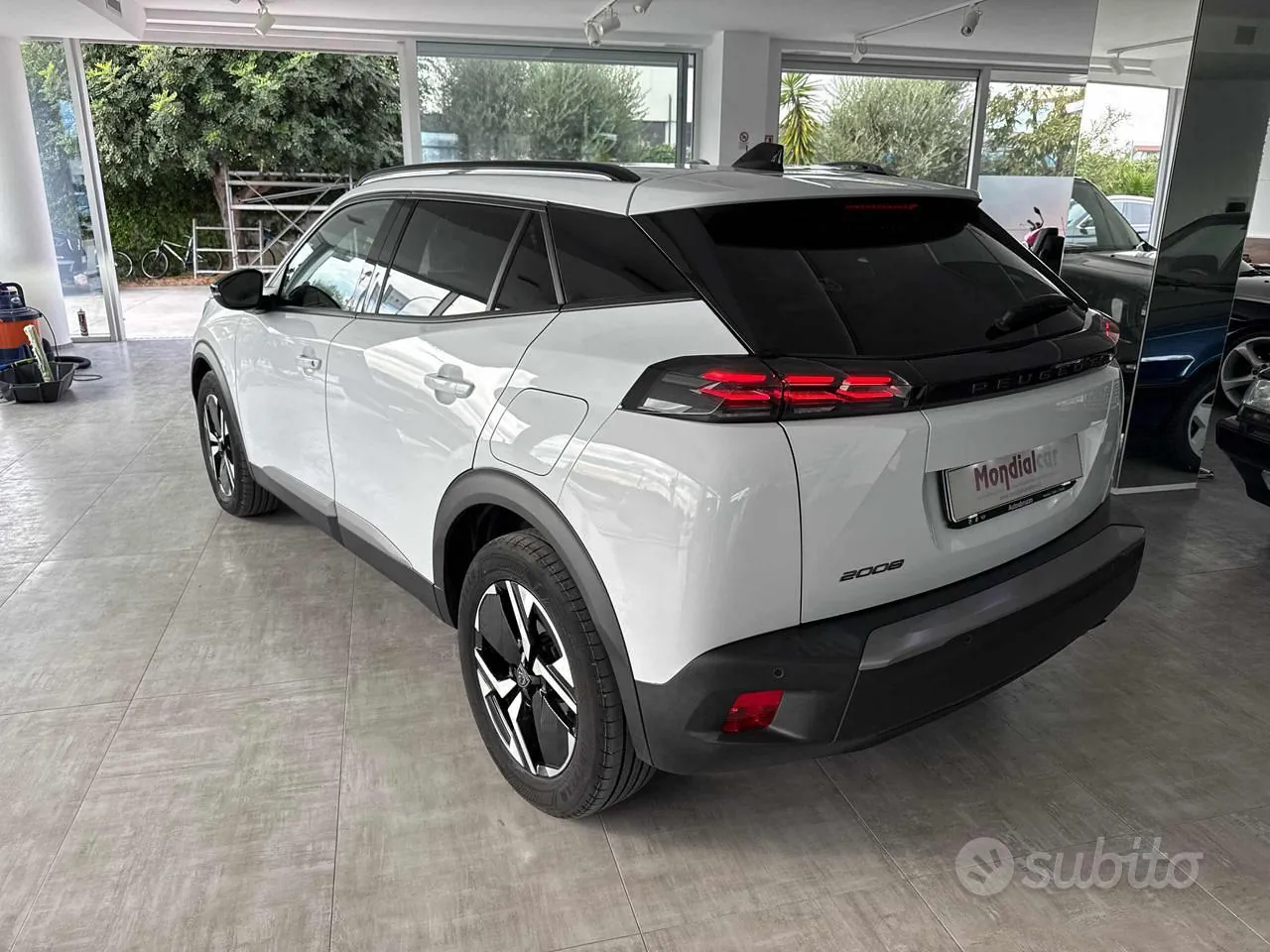 Peugeot 2008 2024 photo 2