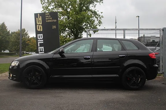 Audi A3 2013 photo 2