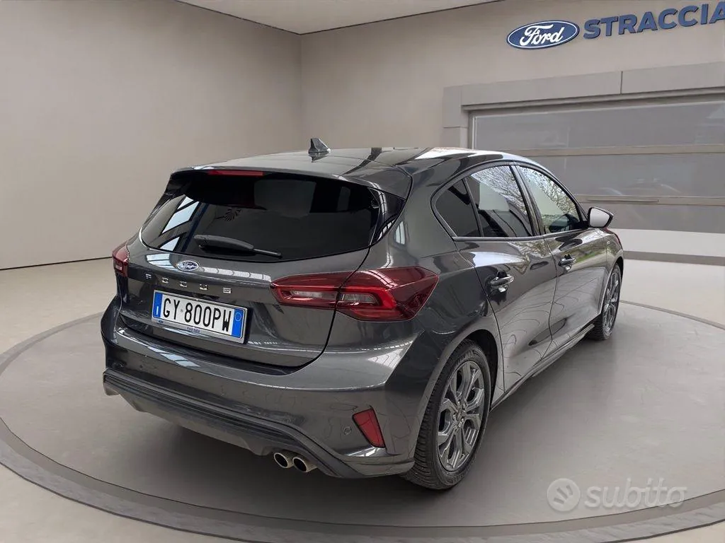 Ford Focus 2025 photo 4