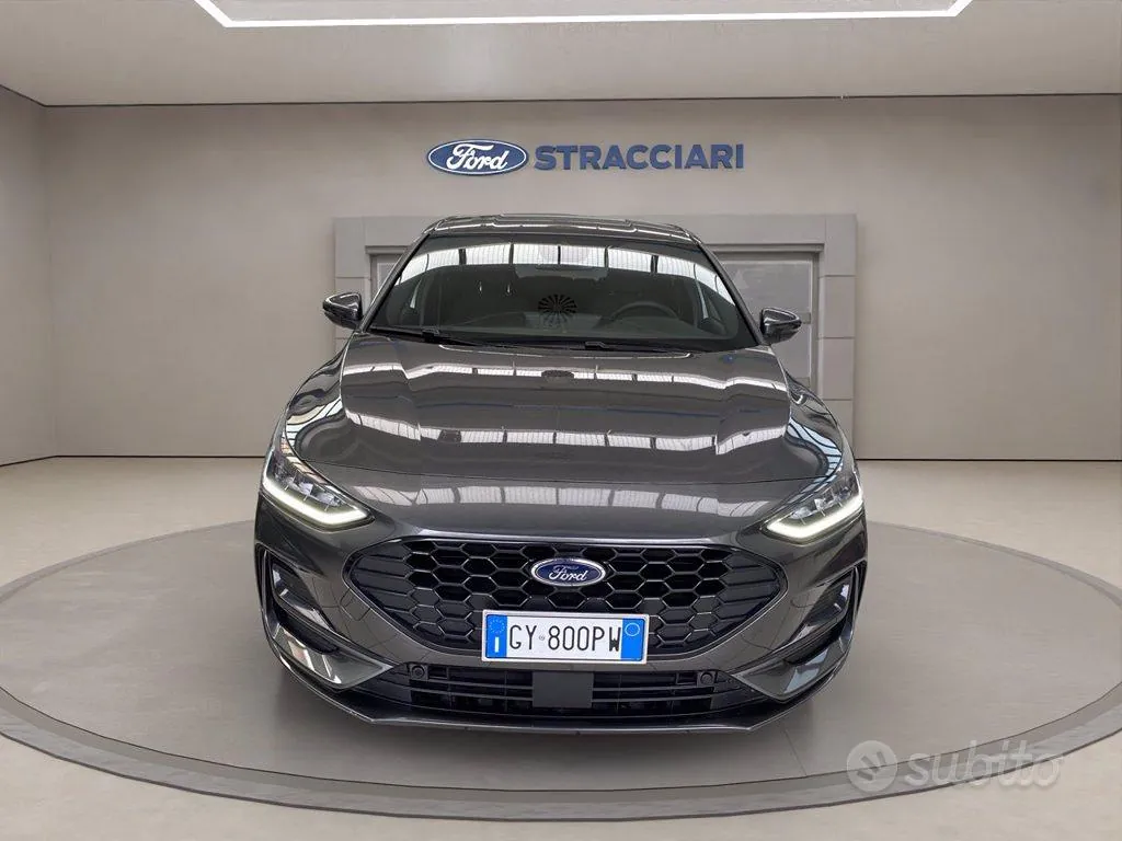 Ford Focus 2025 photo 2