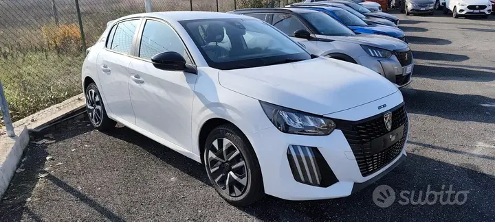 Peugeot 208