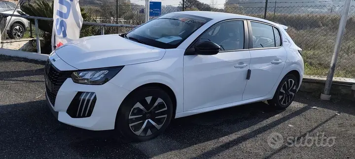 Peugeot 208 2025 photo 2