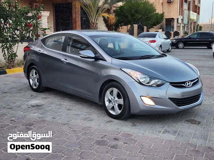 Hyundai Avante 2012 photo 4