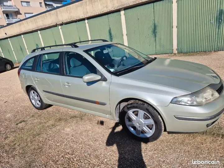 Renault Laguna 2002 photo 3