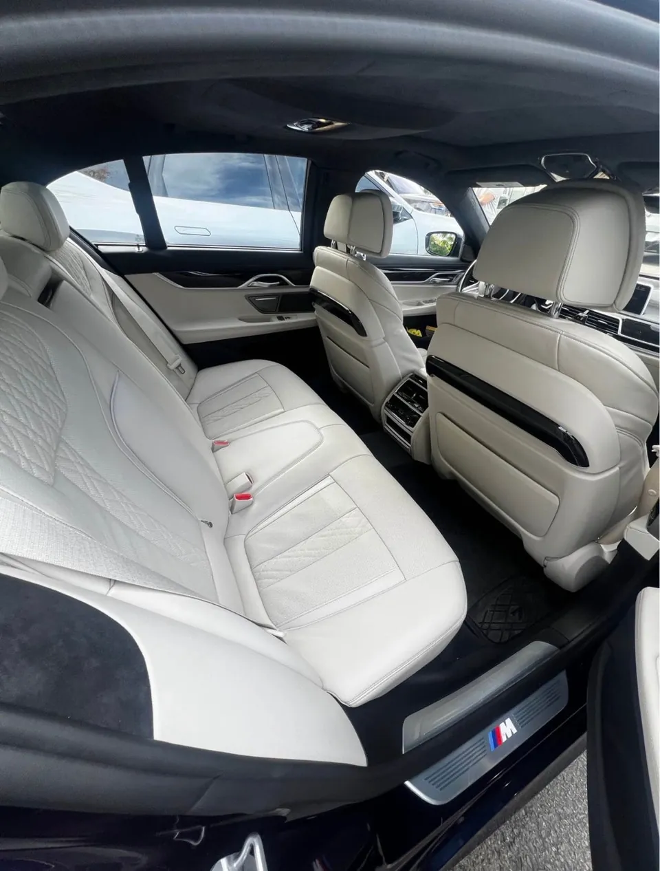 BMW 7 Series 2020 photo 5