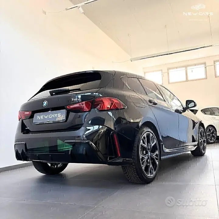 BMW 1 Series 2024 photo 4