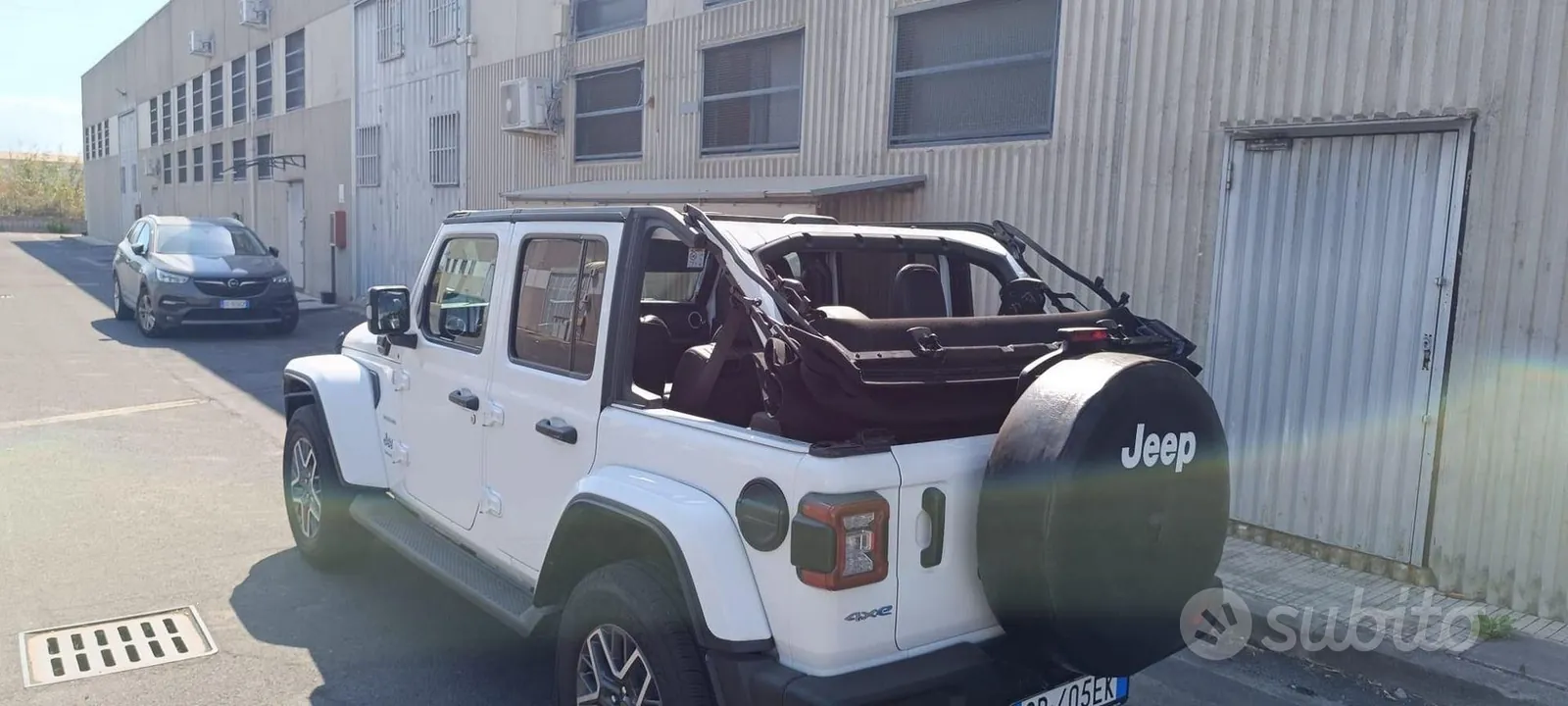 Jeep Wrangler 2023 photo 4