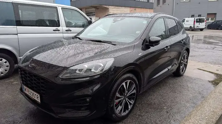 Ford Kuga 2021 photo 3