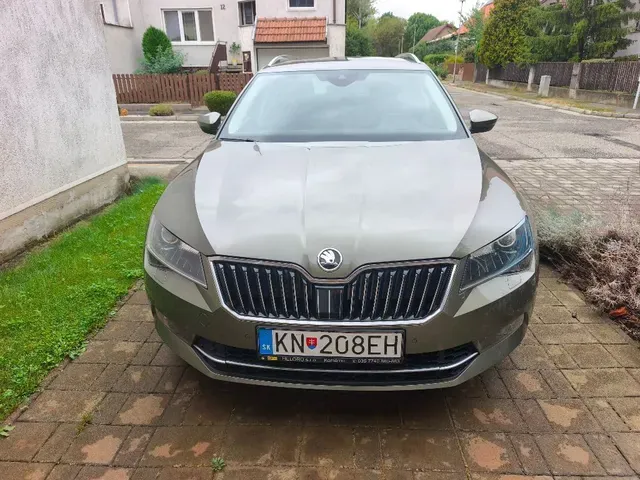 Skoda Superb Combi 2016 photo 3