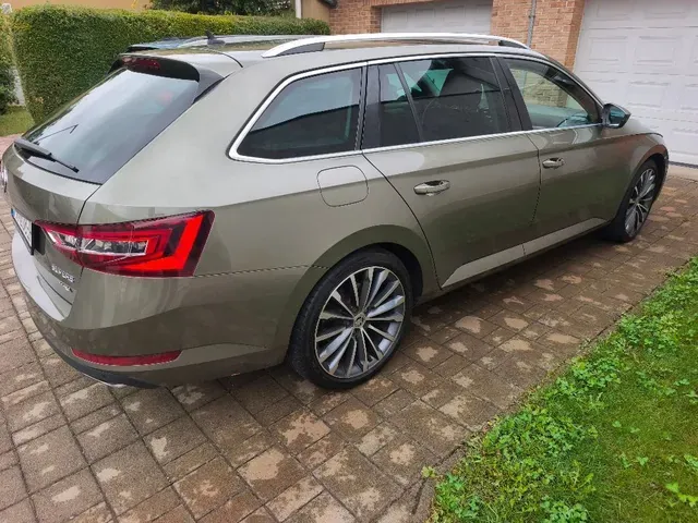 Skoda Superb Combi
