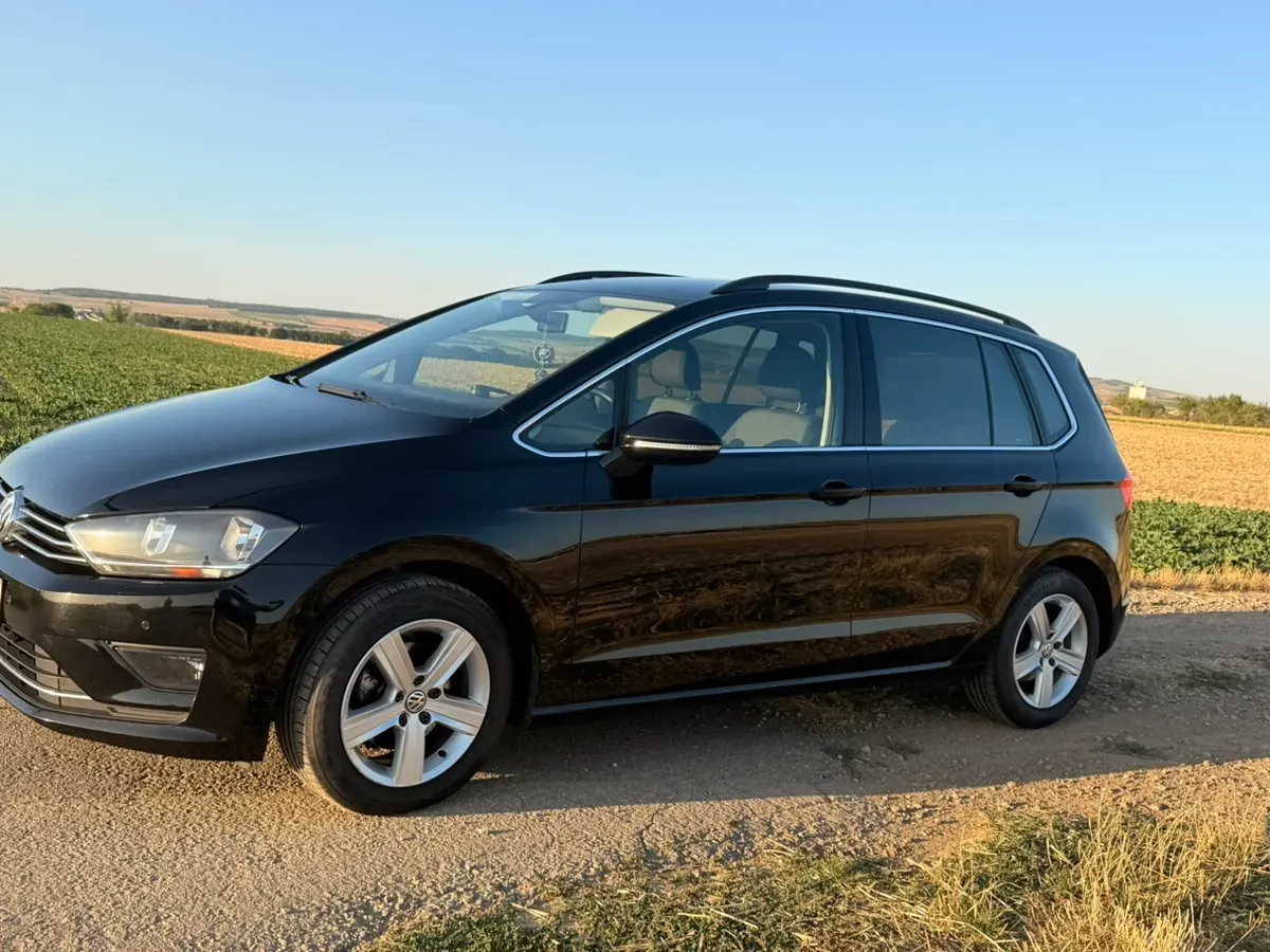 Volkswagen Golf 2015 photo 2