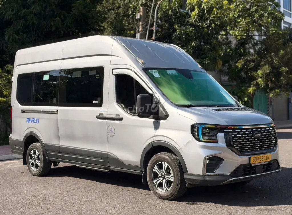 Ford Transit 2024 photo 3