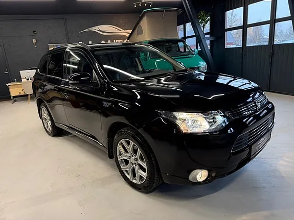 Mitsubishi Outlander 2014 photo 5