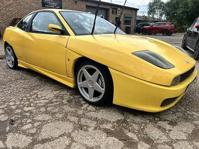 Fiat Coupé 1994 photo 2