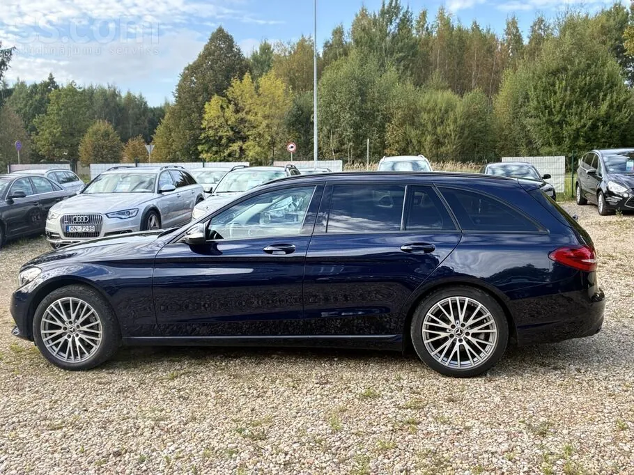 Mercedes-Benz C220 2014 photo 5