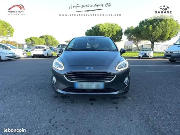 Ford Fiesta 2017 photo 2