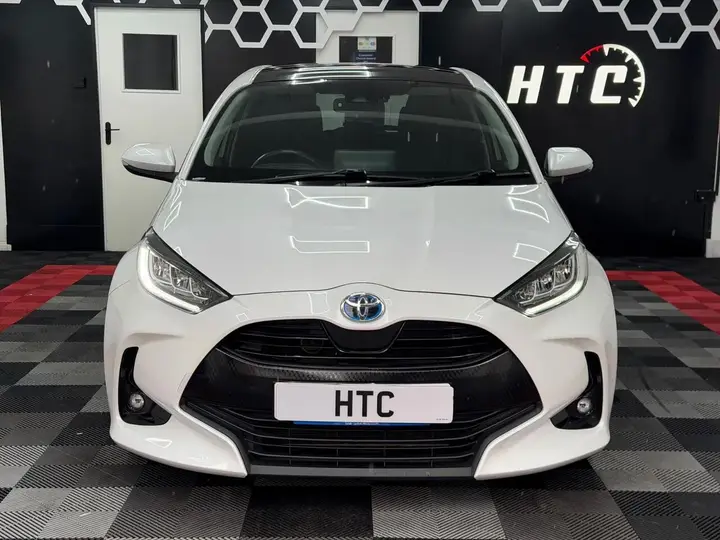 Toyota Yaris 2020 photo 2