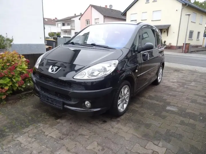 Peugeot 1007
