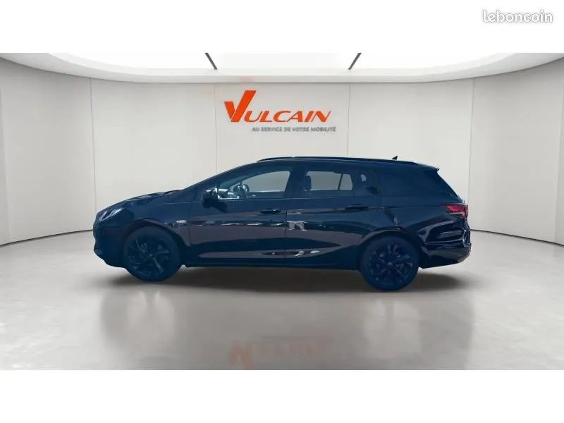 Opel Astra 2021 photo 3