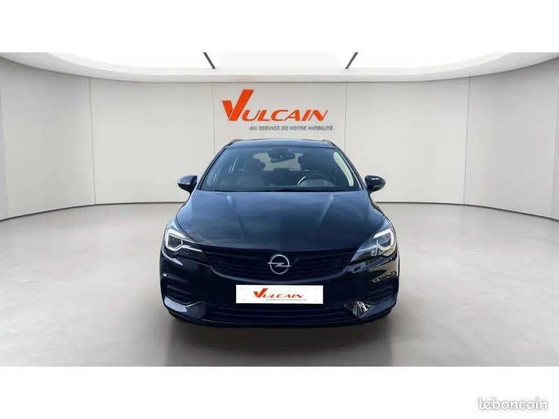 Opel Astra 2021 photo 2