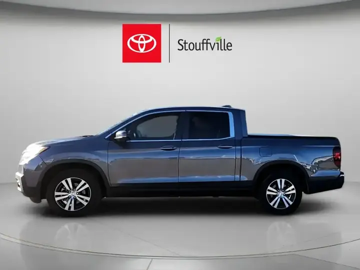 Honda Ridgeline 2018 photo 2